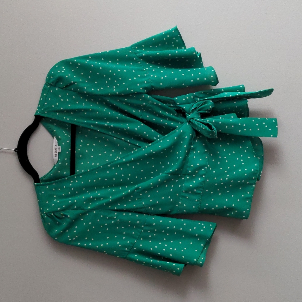 BB Dakota Green Polka Dot 3/4 Sleeve Wrap Blouse small